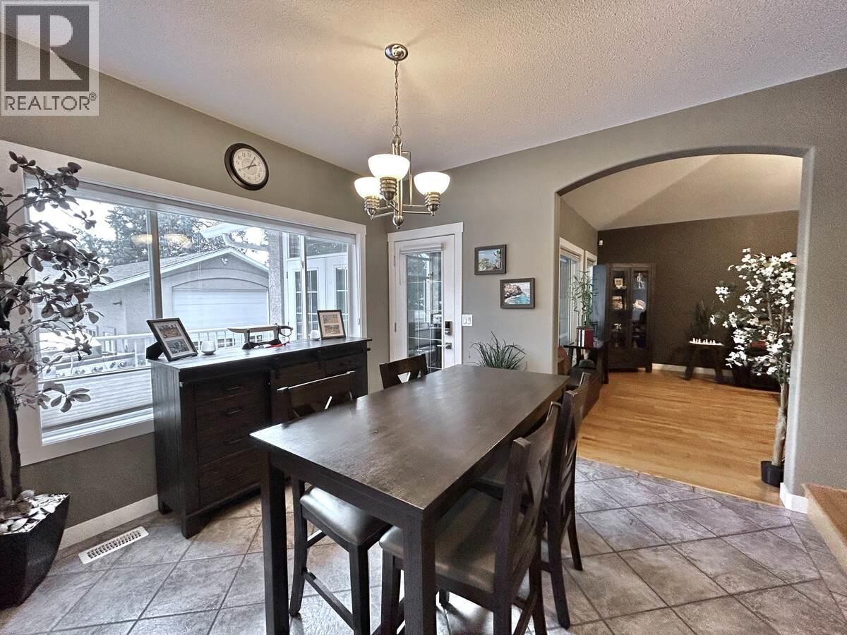 3911 Lakevale Place, Kelowna, British Columbia  V1W 3Z5 - Photo 10 - 10390879