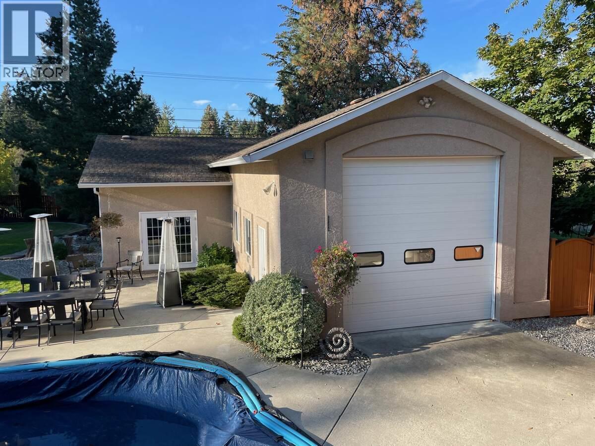 3911 Lakevale Place, Kelowna, British Columbia  V1W 3Z5 - Photo 46 - 10390879