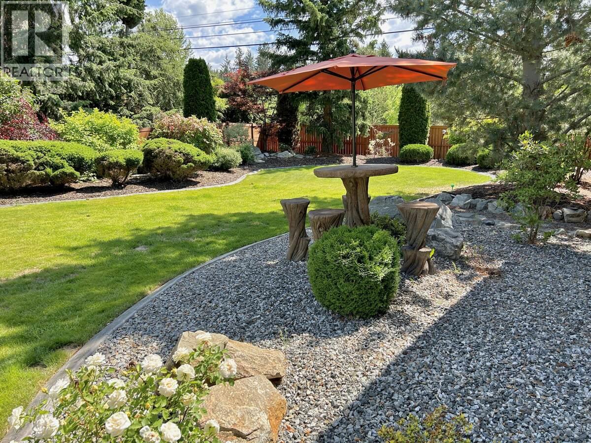 3911 Lakevale Place, Kelowna, British Columbia  V1W 3Z5 - Photo 6 - 10390879