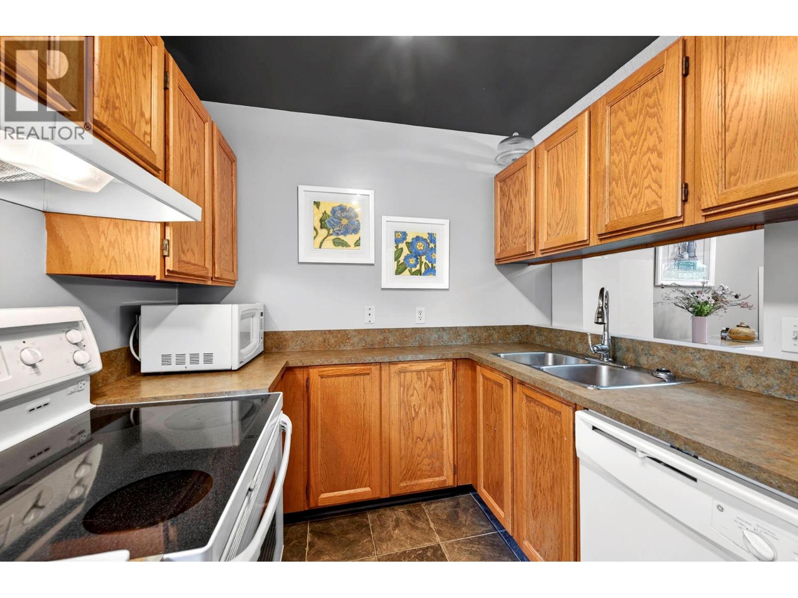 145 Nicola Street Unit# 15, Kamloops, British Columbia  V2C 2P2 - Photo 12 - 10390198