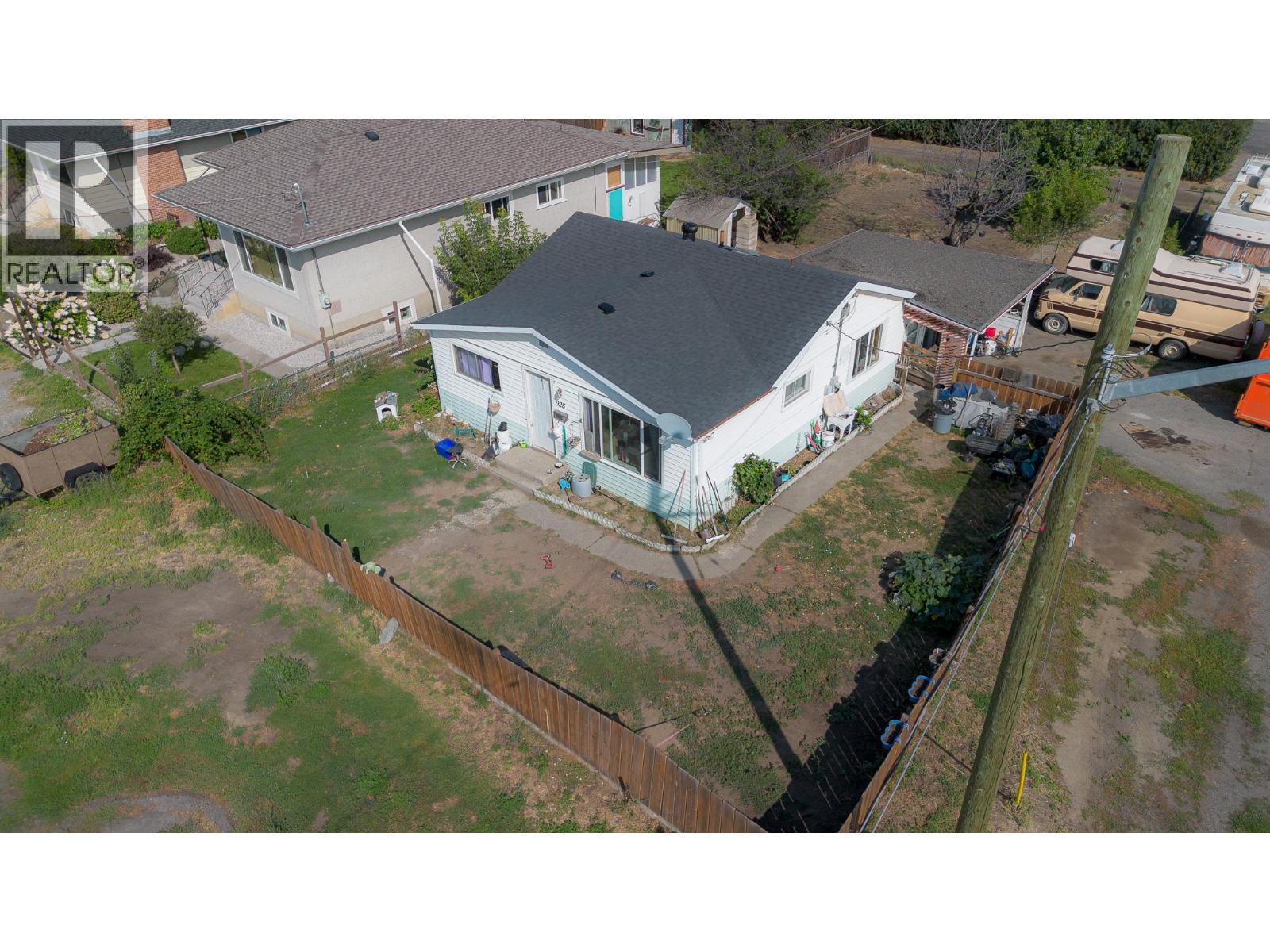 928 SHERBROOKE Avenue, kamloops, British Columbia