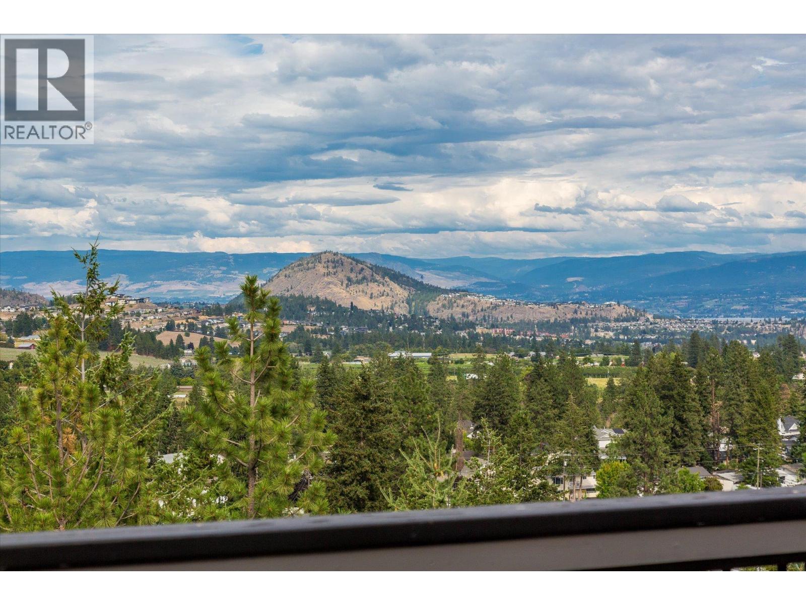 3273 Mcleod Road, West Kelowna, British Columbia  V4T 1A9 - Photo 2 - 10390728