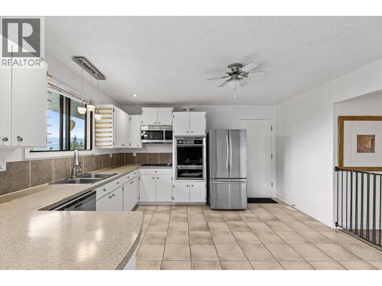 3273 Mcleod Road, West Kelowna, British Columbia  V4T 1A9 - Photo 21 - 10390728