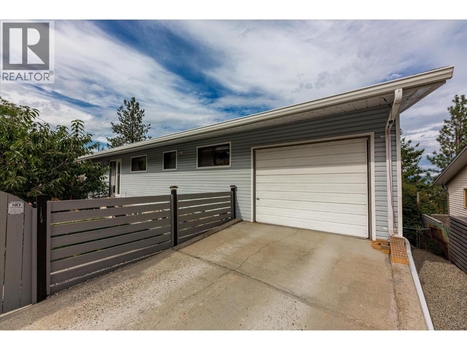 3273 Mcleod Road, West Kelowna, British Columbia  V4T 1A9 - Photo 38 - 10390728