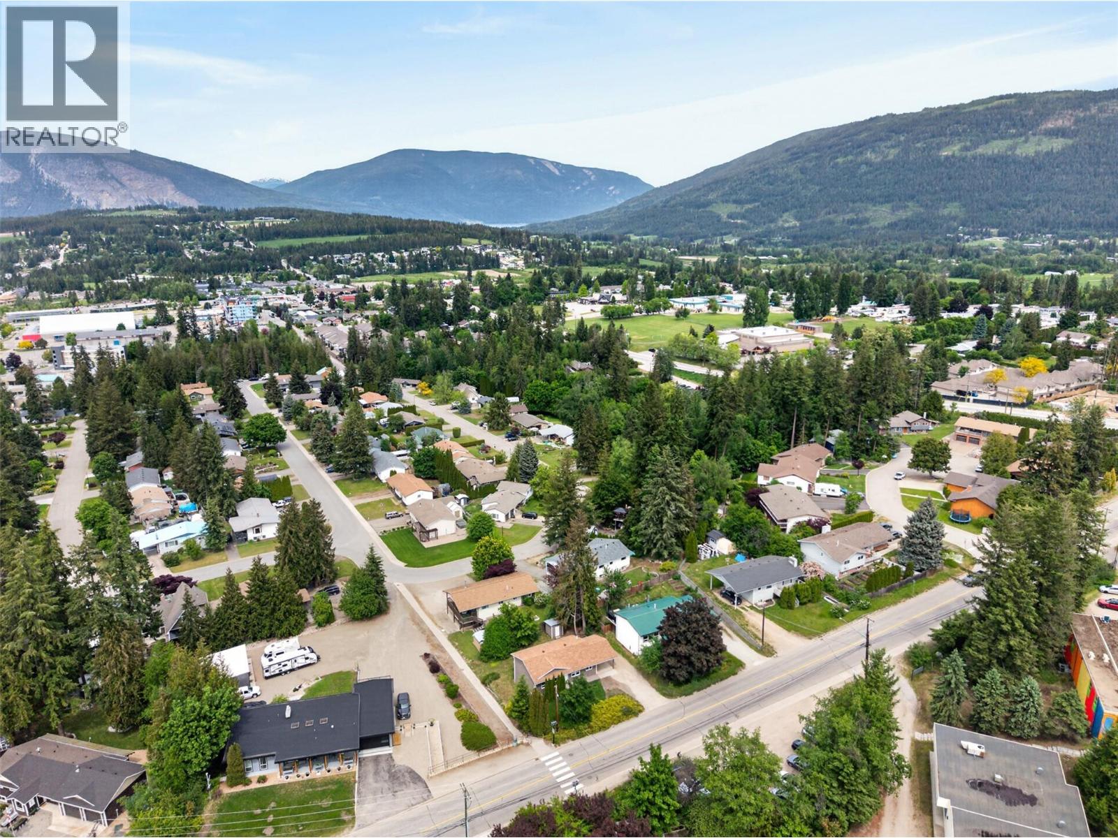 2731 Okanagan Avenue Ne, Salmon Arm, British Columbia  V1E 2T1 - Photo 80 - 10388950