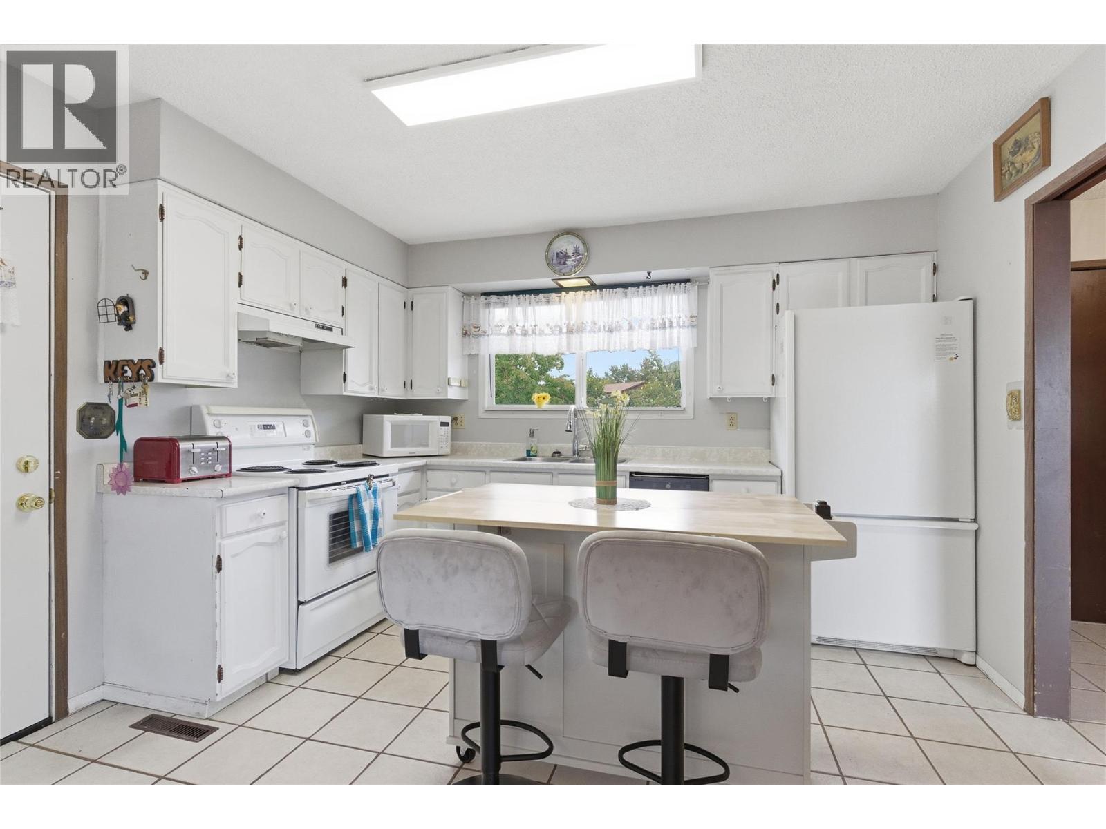 1332 Mesa Vista Drive, Ashcroft, British Columbia  V0K 1A0 - Photo 7 - 10390729