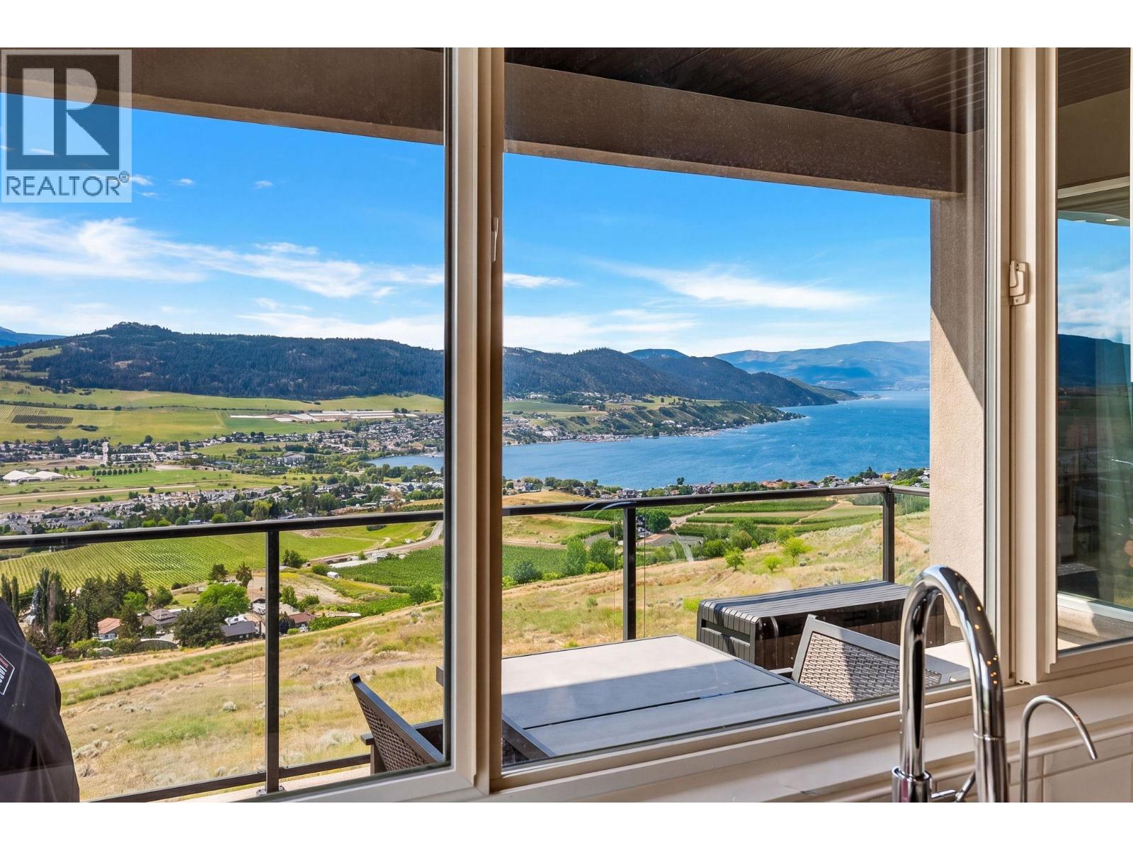 595 Vineyard Way N Unit# 1, Vernon, British Columbia  V1H 2M2 - Photo 12 - 10390666