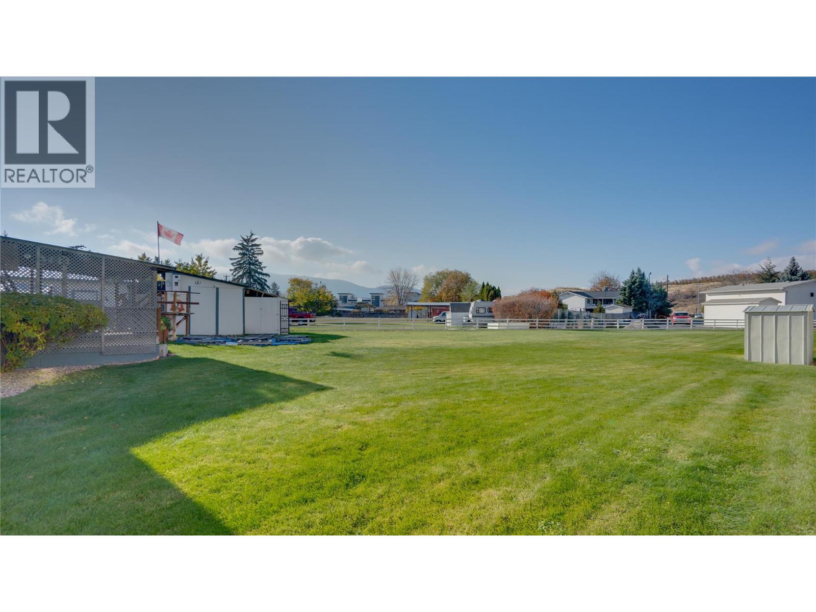 5595 27 Avenue, Vernon, British Columbia  V1T 7A3 - Photo 2 - 10390534