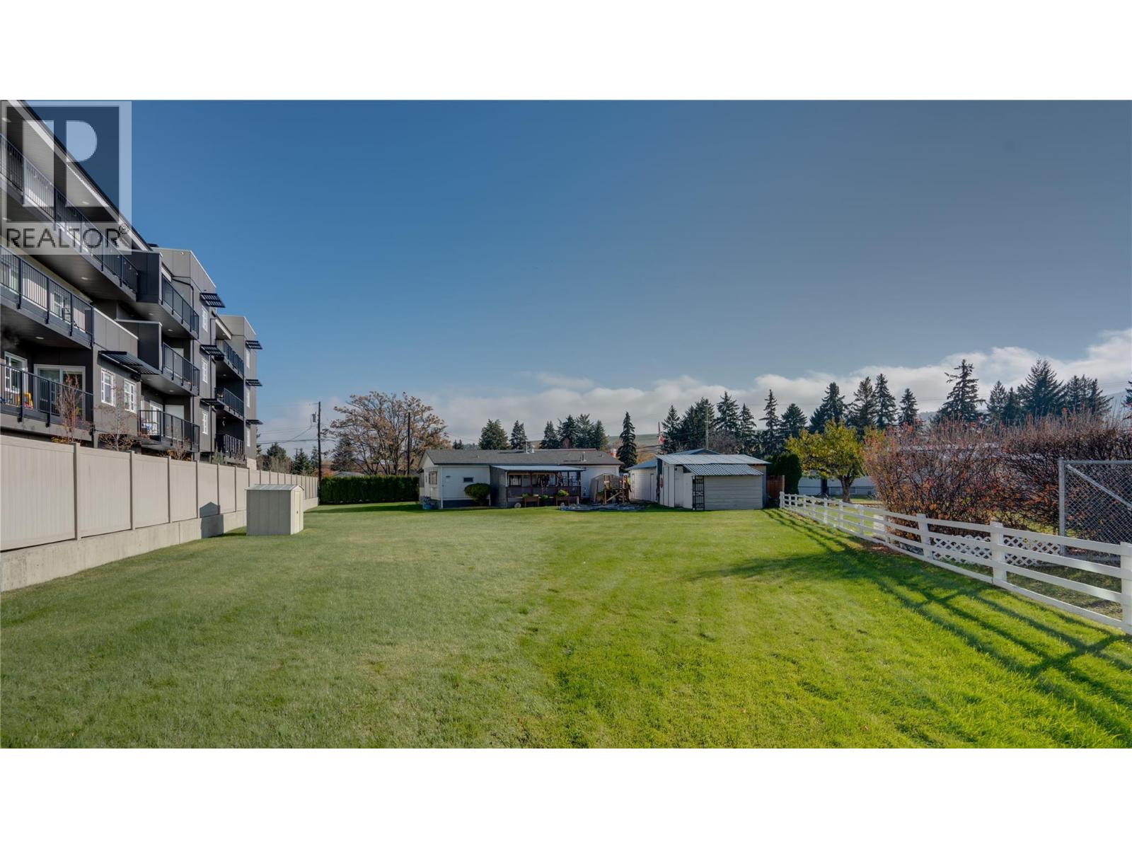 5595 27 Avenue, Vernon, British Columbia  V1T 7A3 - Photo 34 - 10390534