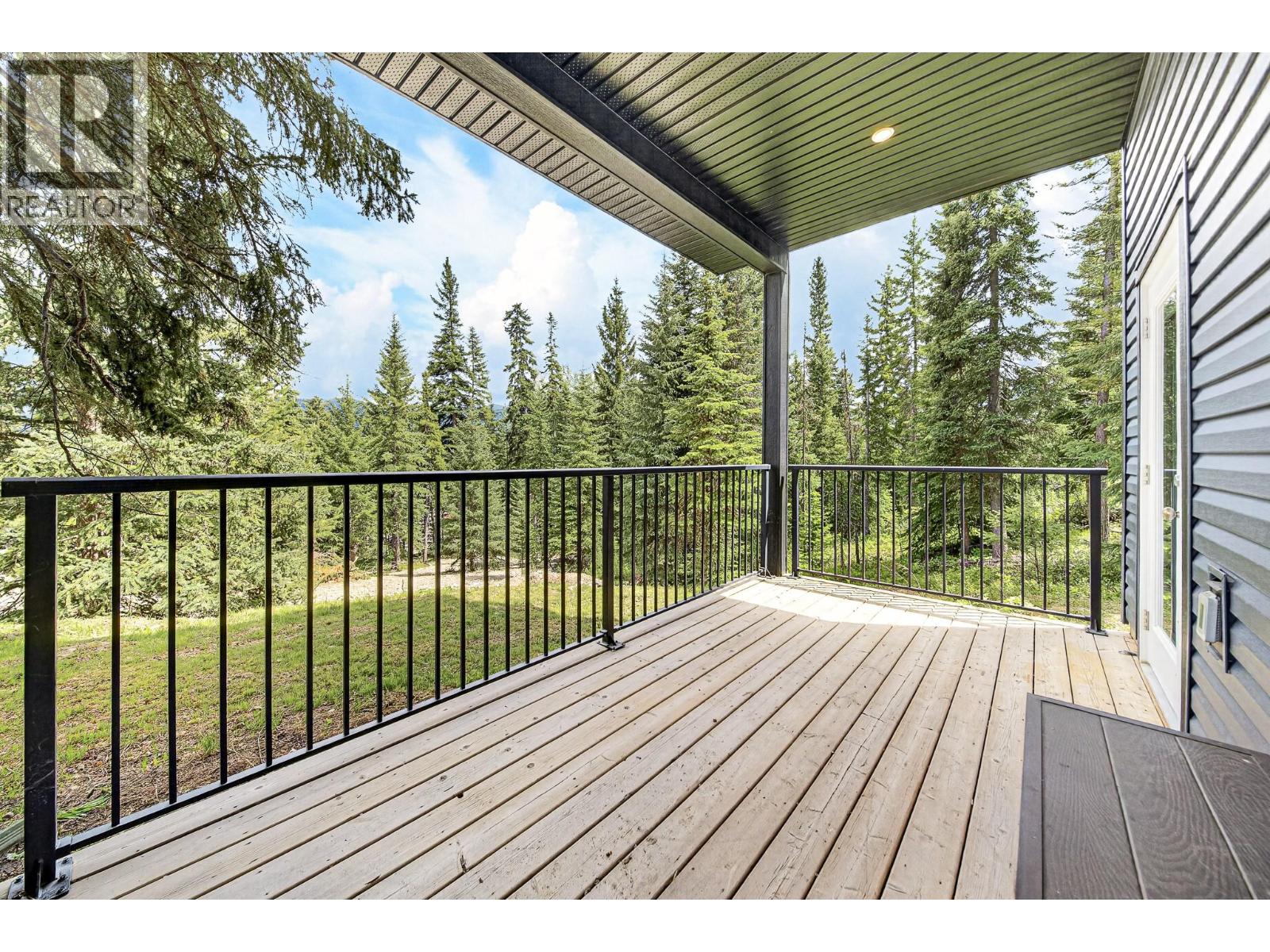 36 Driftwood Place, Elkford, British Columbia  V0B 1H0 - Photo 55 - 10389419