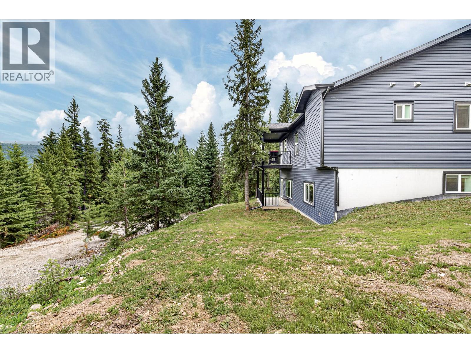 36 Driftwood Place, Elkford, British Columbia  V0B 1H0 - Photo 60 - 10389419