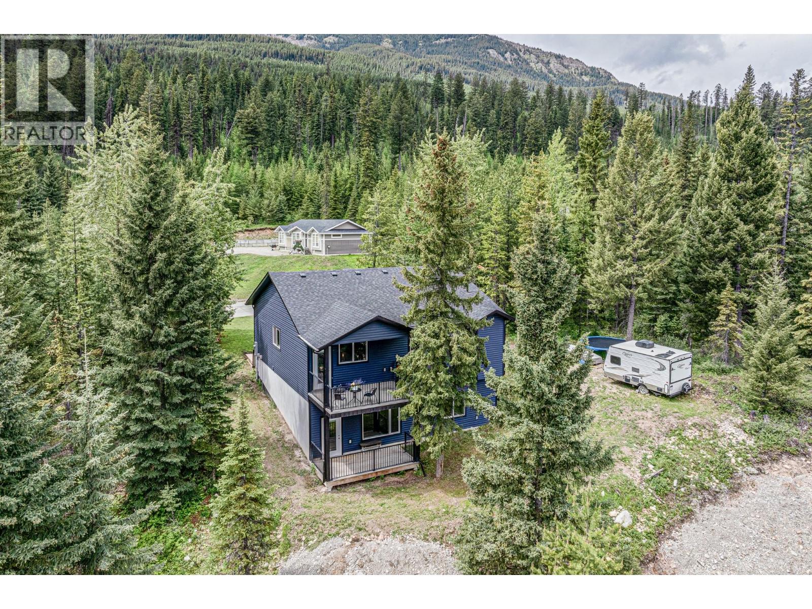36 Driftwood Place, Elkford, British Columbia  V0B 1H0 - Photo 75 - 10389419
