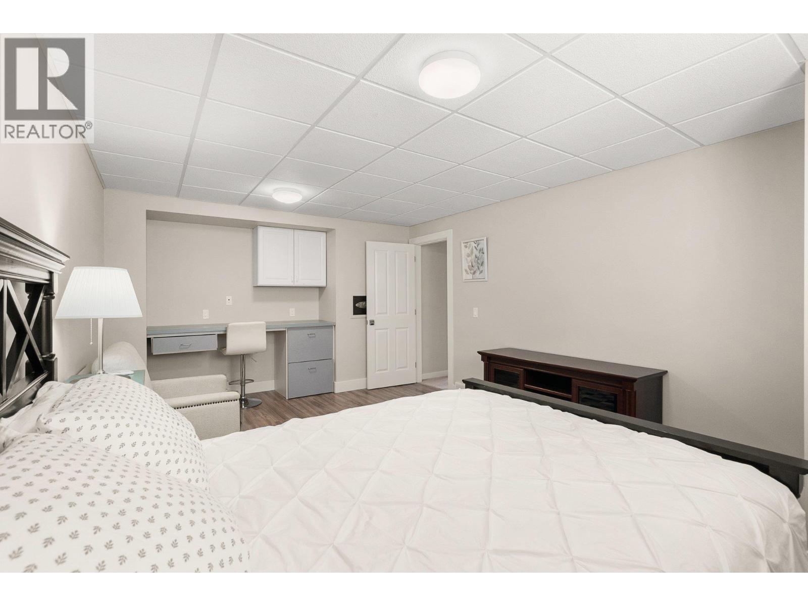 671 Yorkville Street, Kelowna, British Columbia  V1V 0A9 - Photo 10 - 10390860