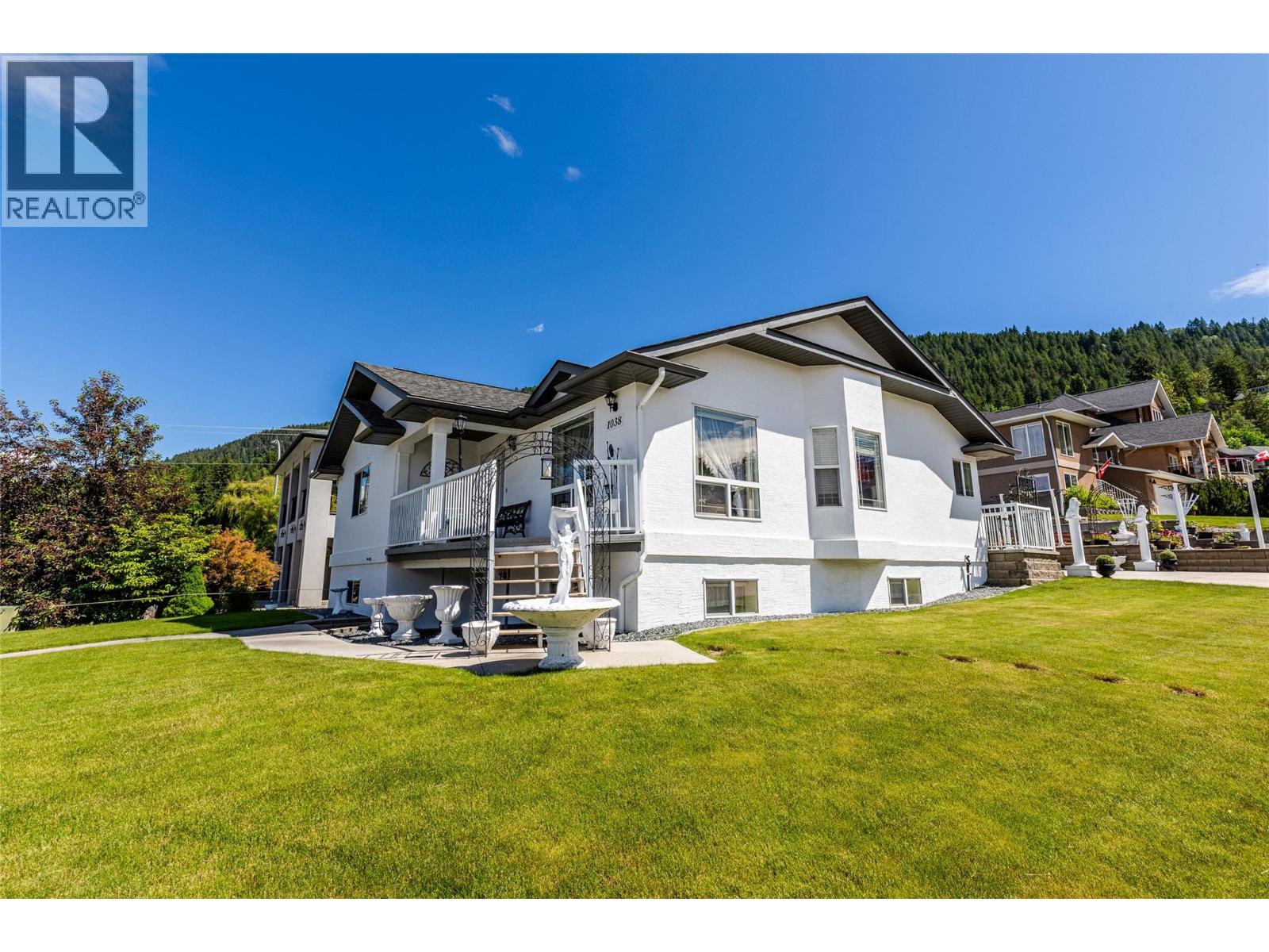 1038 11th Avenue N, Creston, British Columbia  V0B 1G6 - Photo 21 - 10390477