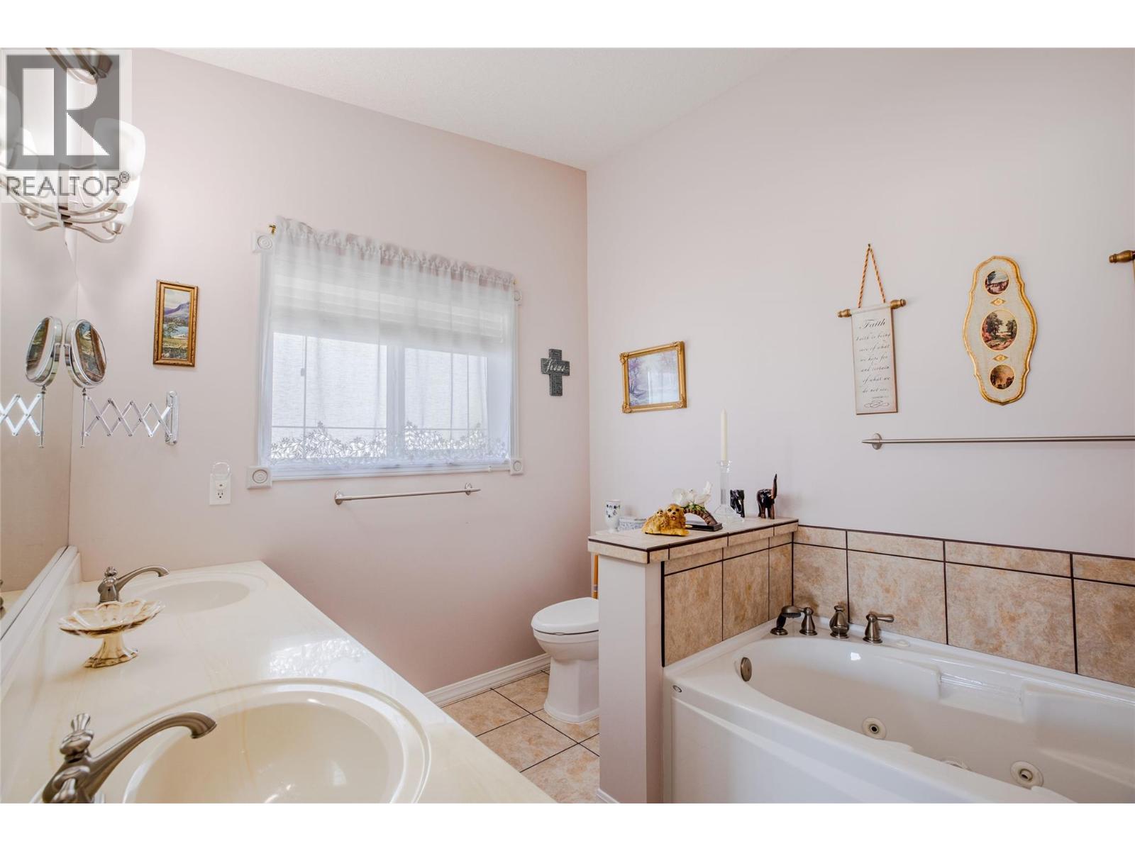1038 11th Avenue N, Creston, British Columbia  V0B 1G6 - Photo 29 - 10390477