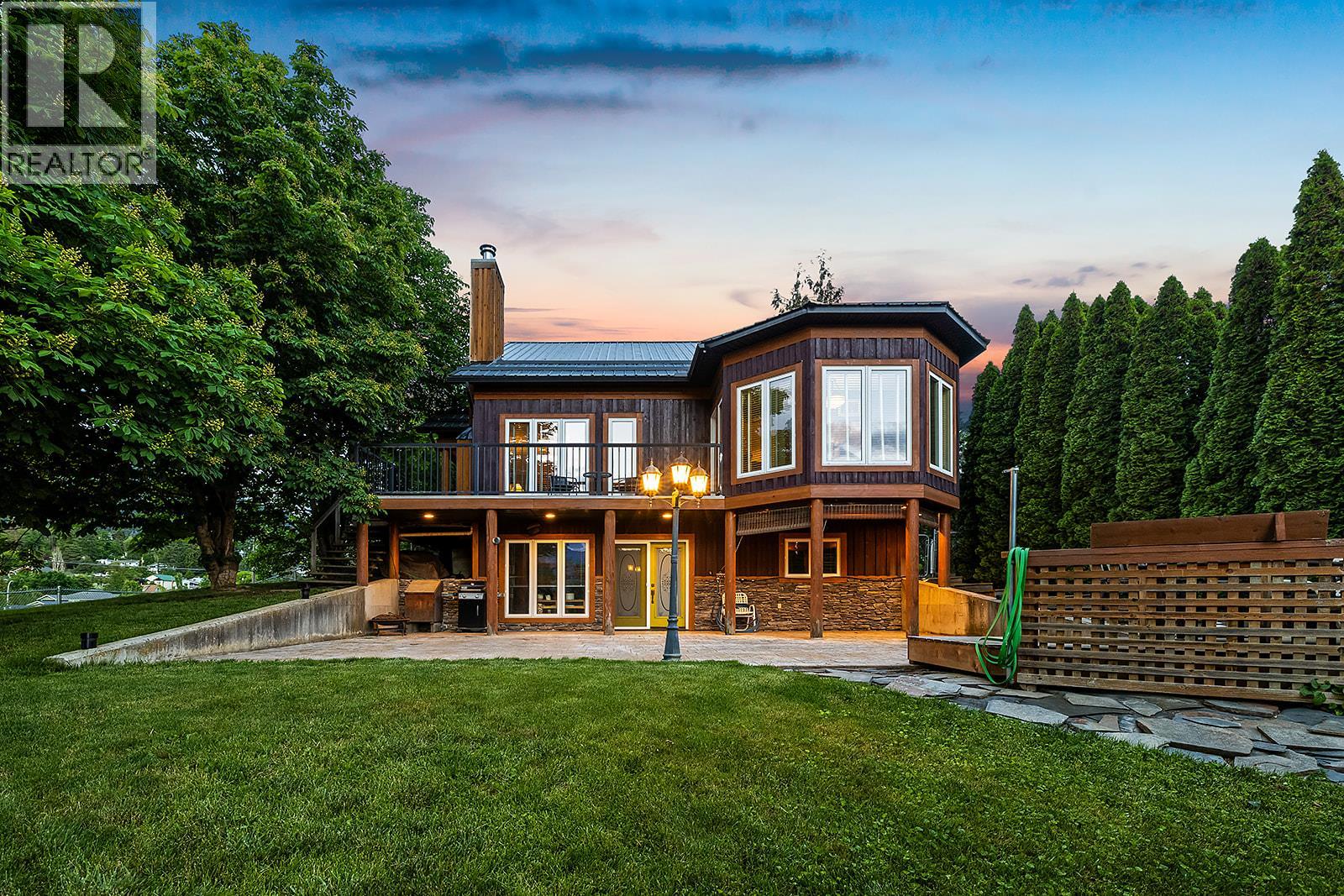 109 2nd Avenue S, creston, British Columbia