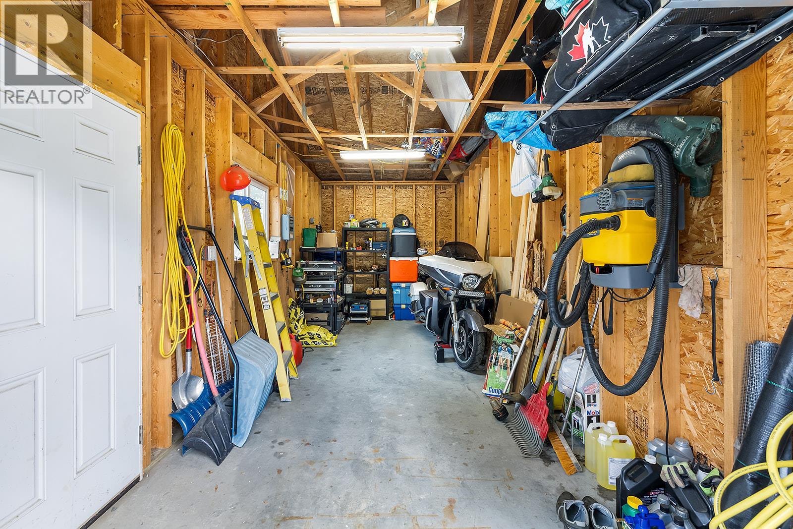 109 2nd Avenue S, Creston, British Columbia  V0B 1G3 - Photo 41 - 10390349