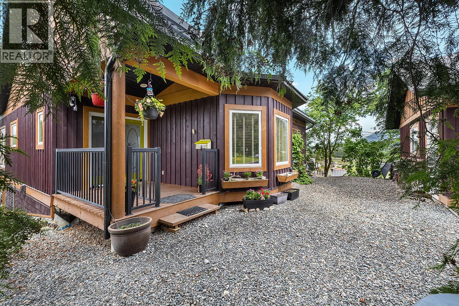 109 2nd Avenue S, Creston, British Columbia  V0B 1G3 - Photo 43 - 10390349