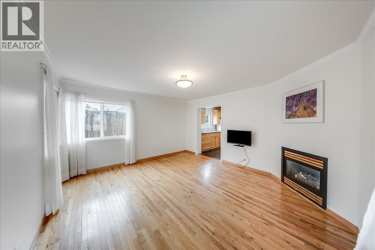 945 Thackeray Street, Warfield, British Columbia  V1R 2C3 - Photo 11 - 10390270