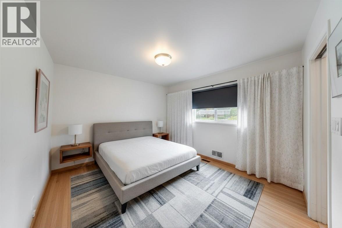 945 Thackeray Street, Warfield, British Columbia  V1R 2C3 - Photo 18 - 10390270