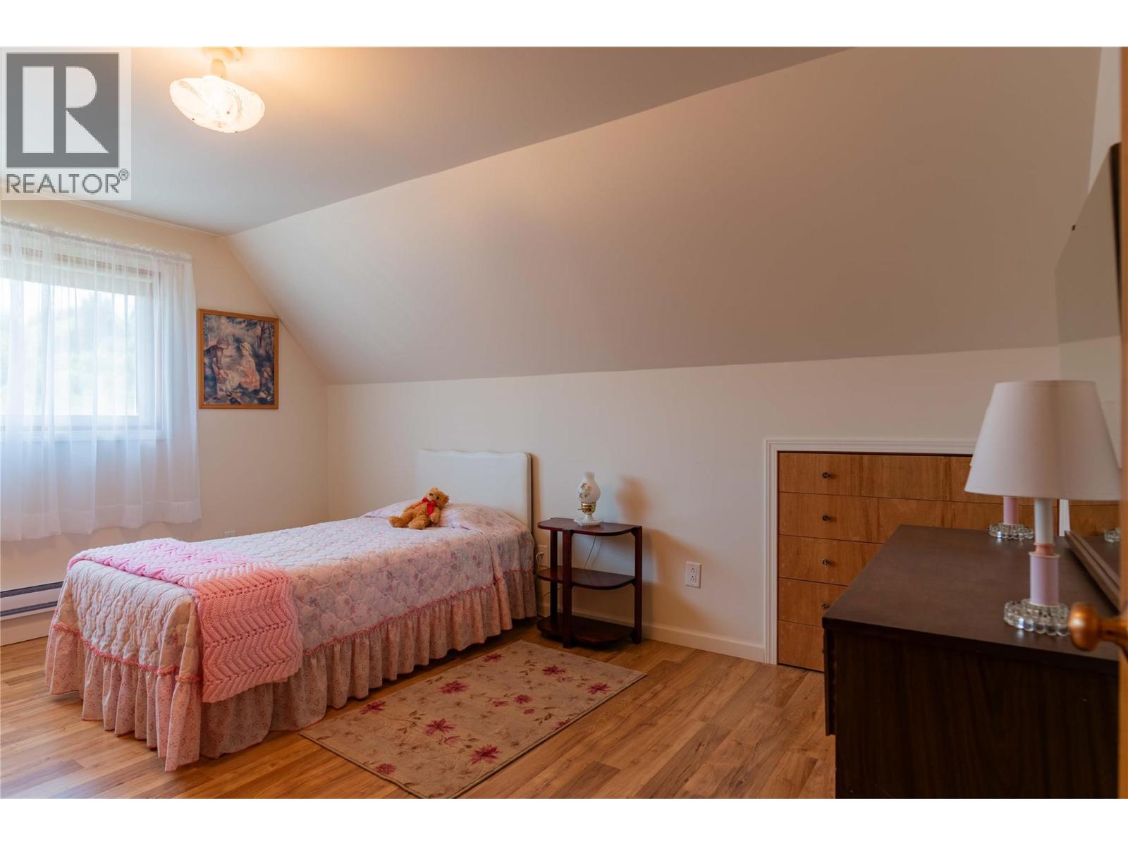 945 Thackeray Street, Warfield, British Columbia  V1R 2C3 - Photo 33 - 10390270