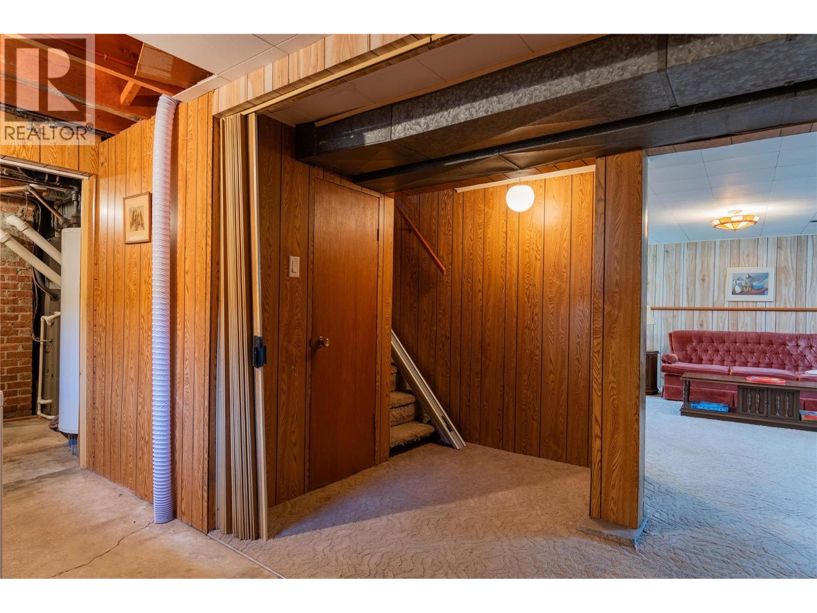 945 Thackeray Street, Warfield, British Columbia  V1R 2C3 - Photo 43 - 10390270