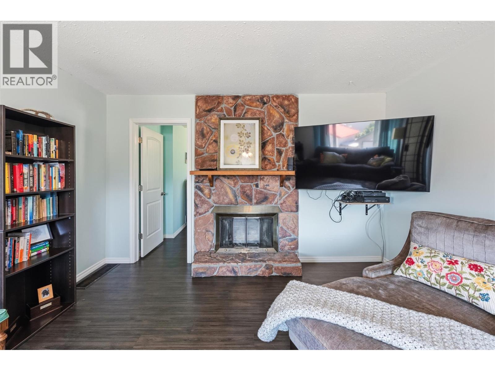 491 Eastside Avenue, Oliver, British Columbia  V0H 1T4 - Photo 8 - 10389540