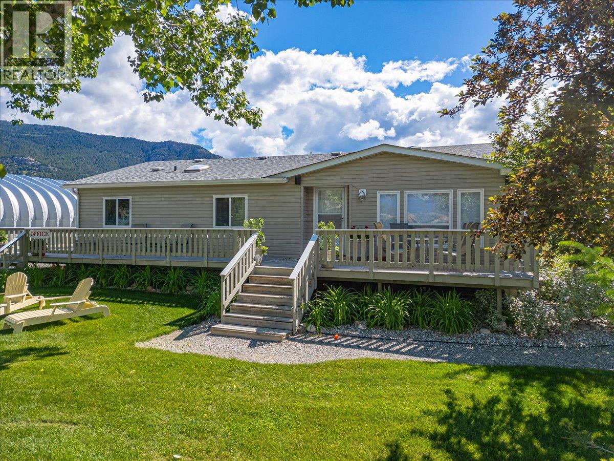 1474 93 95 Highway, Windermere, British Columbia  V0B 2L1 - Photo 16 - 10390884