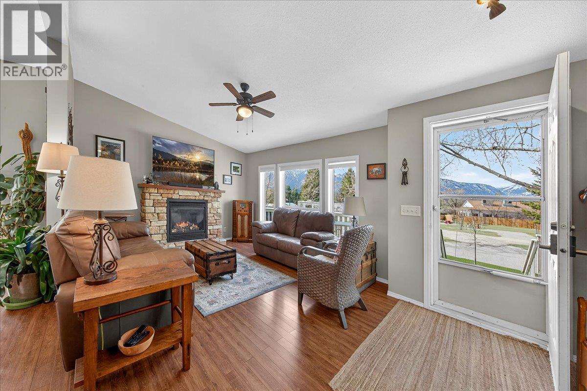 1474 93 95 Highway, Windermere, British Columbia  V0B 2L1 - Photo 21 - 10390884