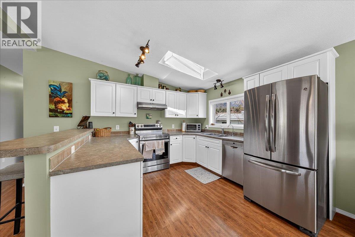 1474 93 95 Highway, Windermere, British Columbia  V0B 2L1 - Photo 24 - 10390884