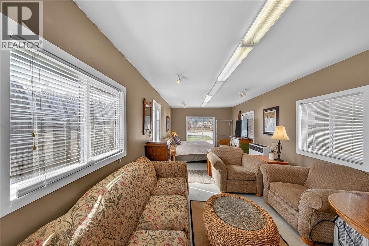1474 93 95 Highway, Windermere, British Columbia  V0B 2L1 - Photo 43 - 10390884