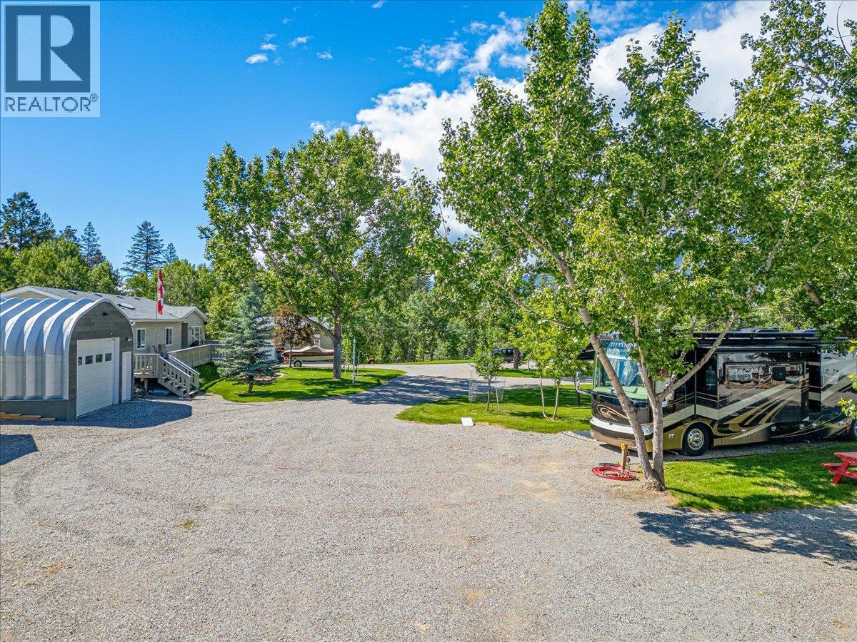 1474 93 95 Highway, Windermere, British Columbia  V0B 2L1 - Photo 60 - 10390884