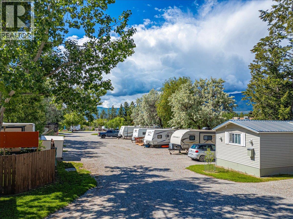 1474 93 95 Highway, Windermere, British Columbia  V0B 2L1 - Photo 63 - 10390884