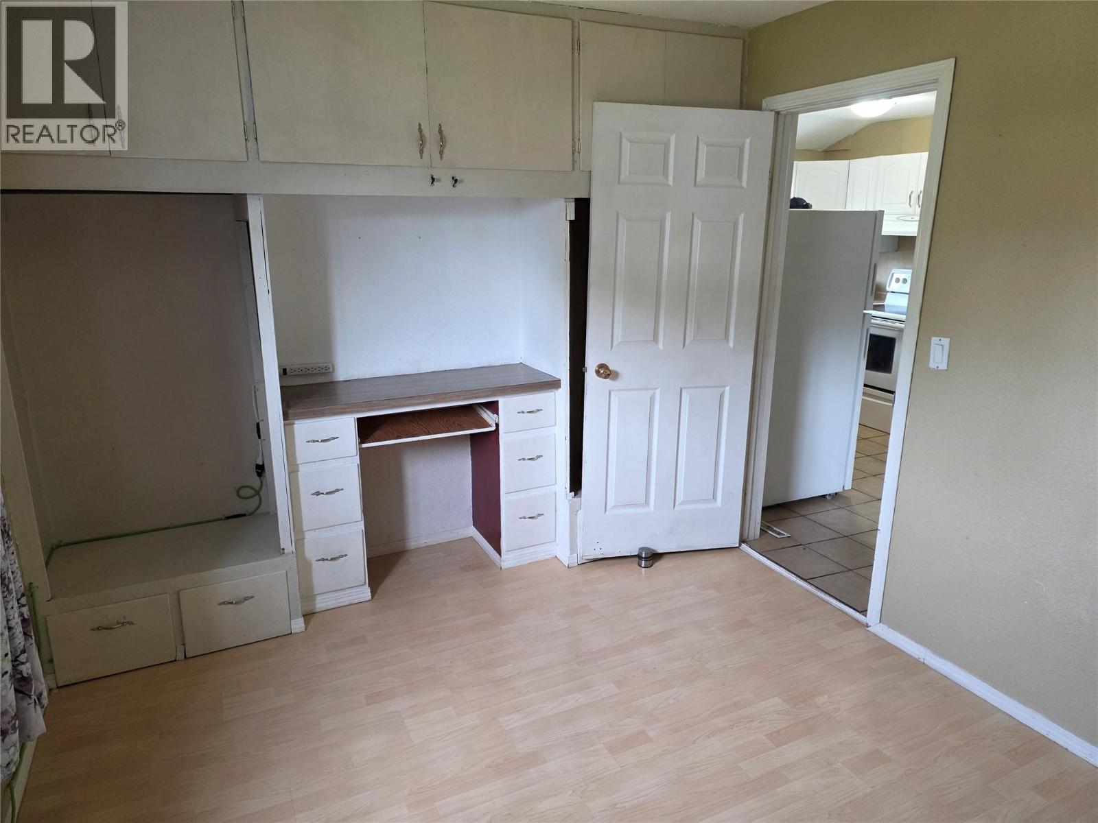 700 99 Avenue, Dawson Creek, British Columbia  V1G 1T4 - Photo 5 - 10390908