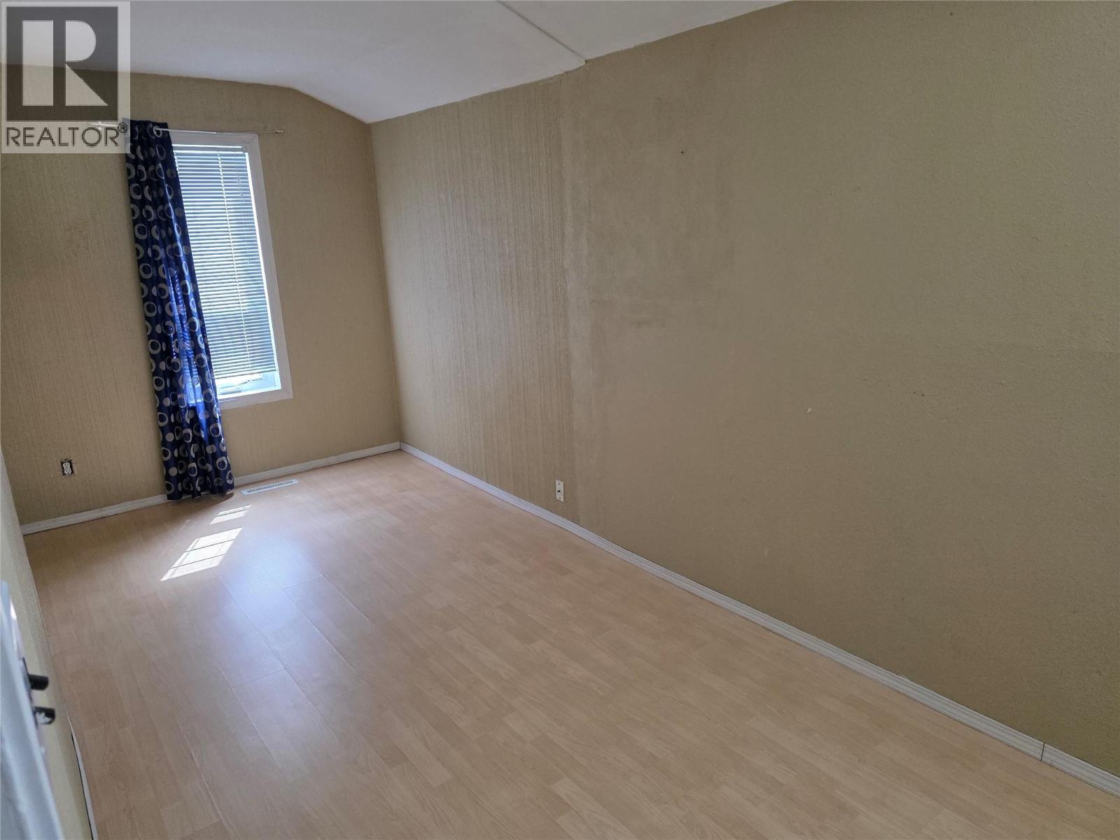 700 99 Avenue, Dawson Creek, British Columbia  V1G 1T4 - Photo 6 - 10390908