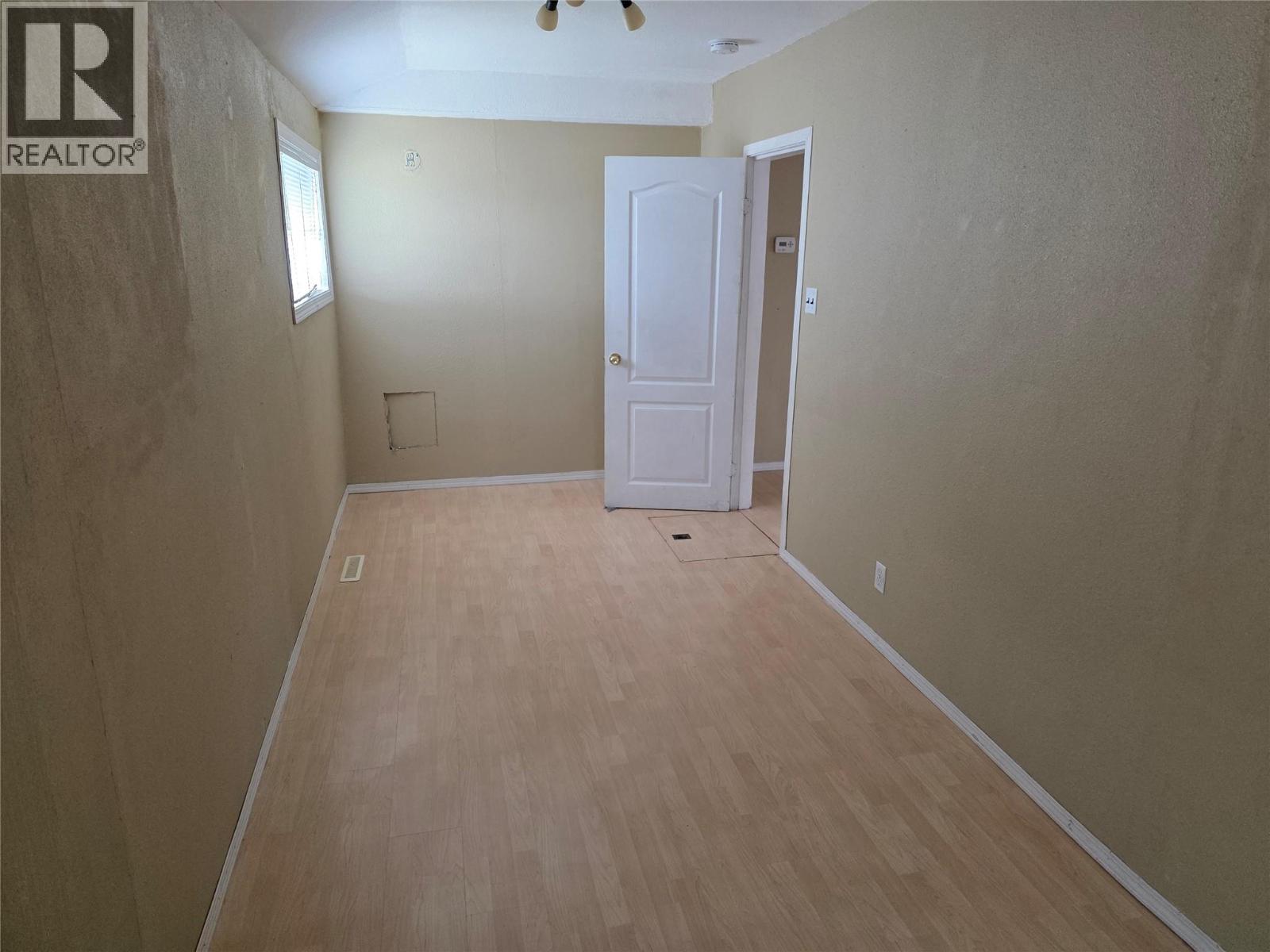 700 99 Avenue, Dawson Creek, British Columbia  V1G 1T4 - Photo 7 - 10390908