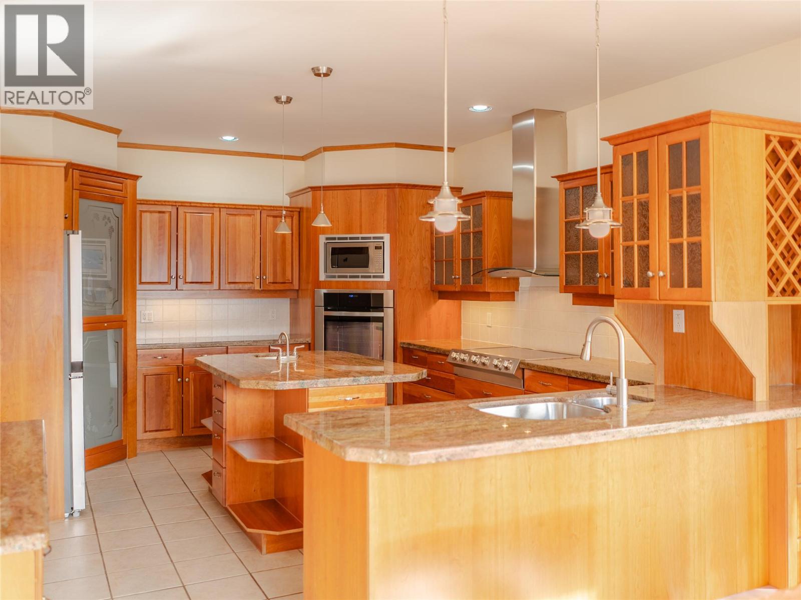 449 Hampton Gray Place, Nelson, British Columbia  V1L 7A8 - Photo 13 - 10390794