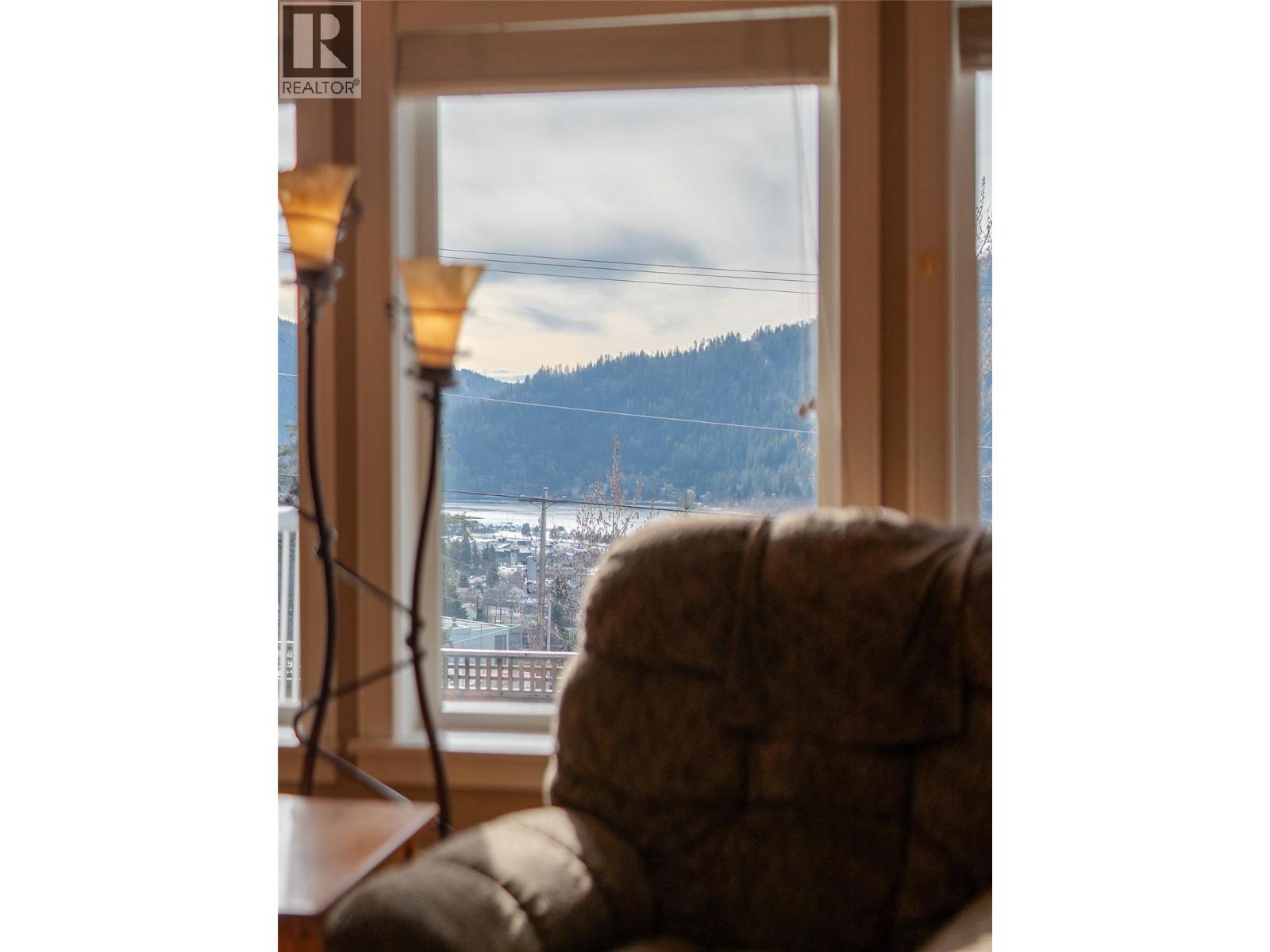 449 Hampton Gray Place, Nelson, British Columbia  V1L 7A8 - Photo 28 - 10390794