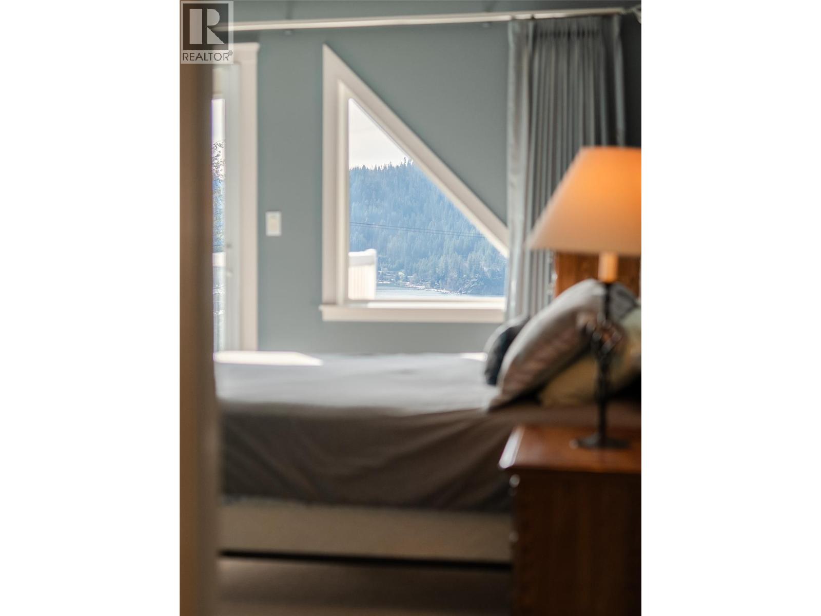 449 Hampton Gray Place, Nelson, British Columbia  V1L 7A8 - Photo 42 - 10390794