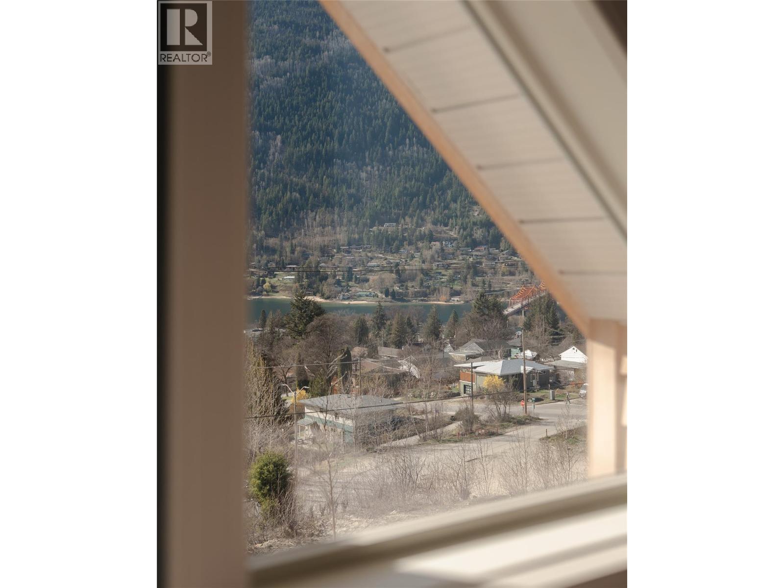449 Hampton Gray Place, Nelson, British Columbia  V1L 7A8 - Photo 43 - 10390794