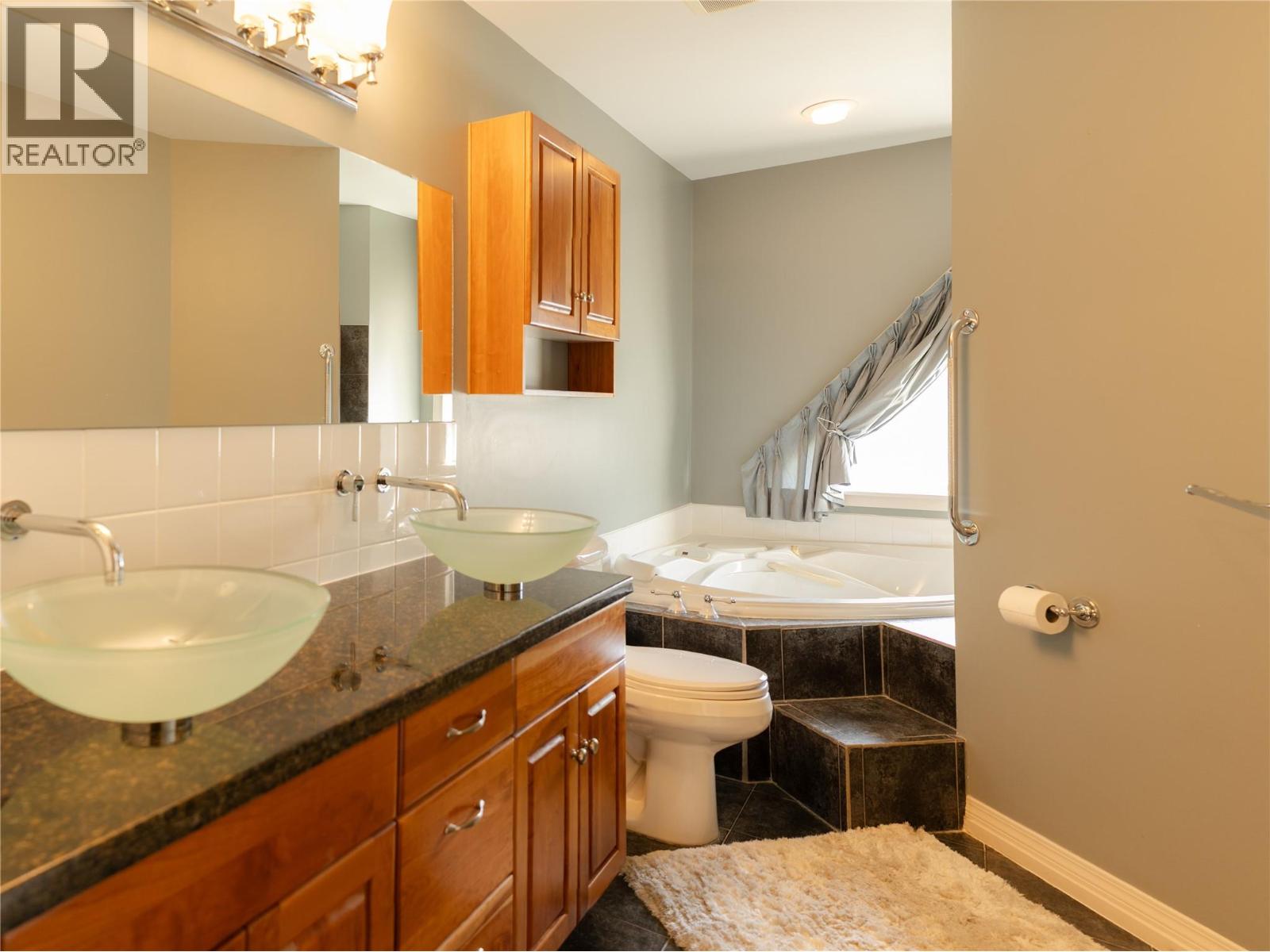 449 Hampton Gray Place, Nelson, British Columbia  V1L 7A8 - Photo 48 - 10390794
