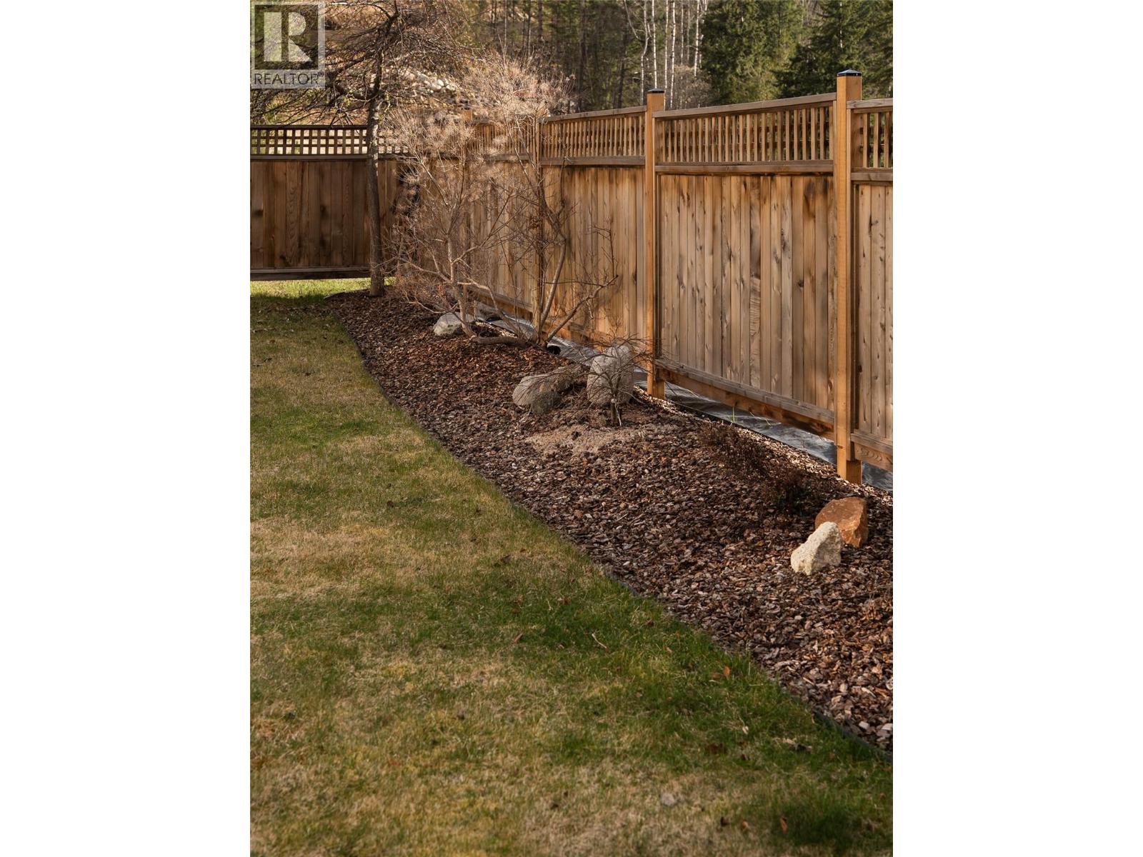 449 Hampton Gray Place, Nelson, British Columbia  V1L 7A8 - Photo 9 - 10390794