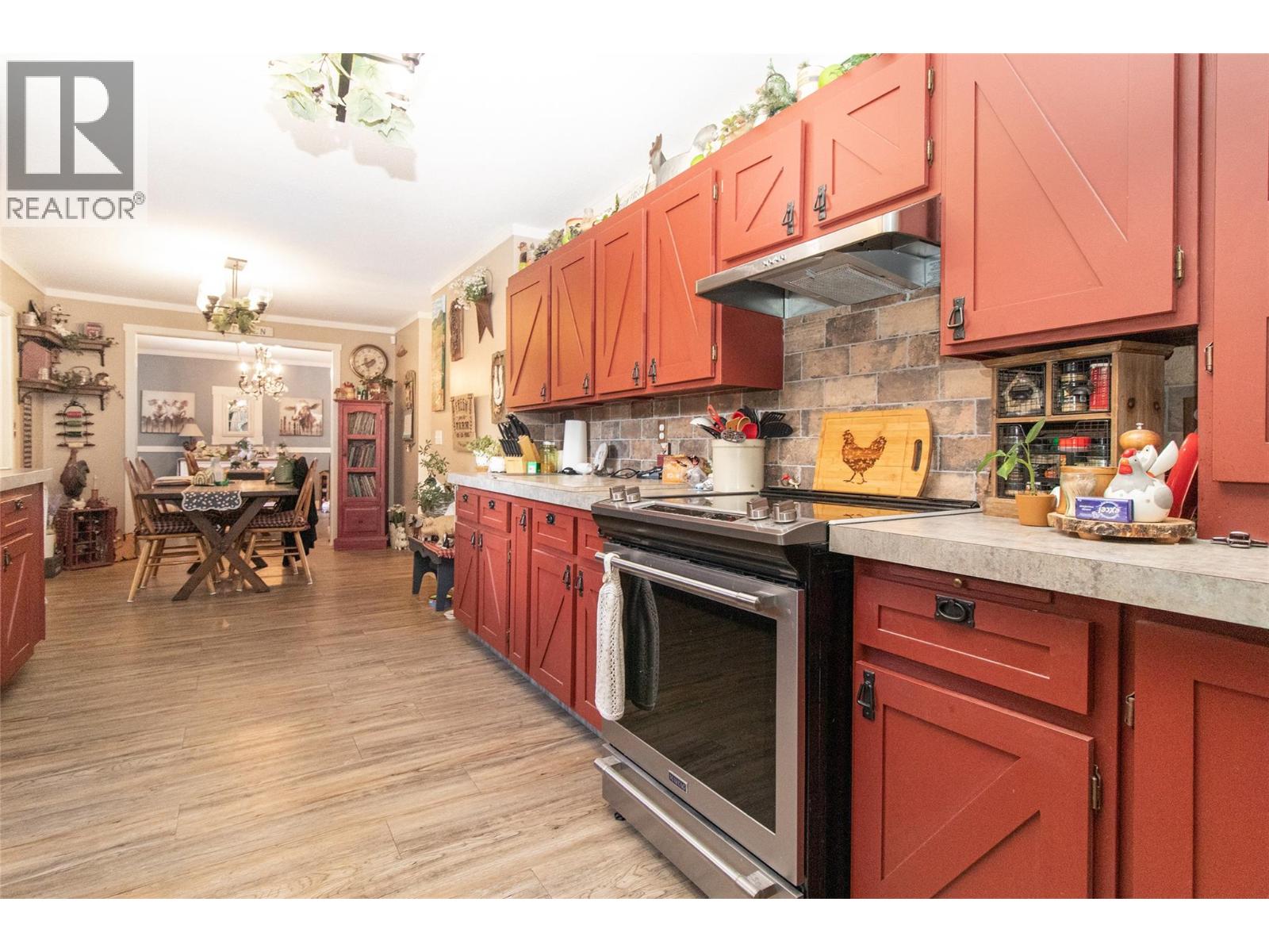 685 Stetson Court, Kelowna, British Columbia  V1X 6J7 - Photo 15 - 10390725