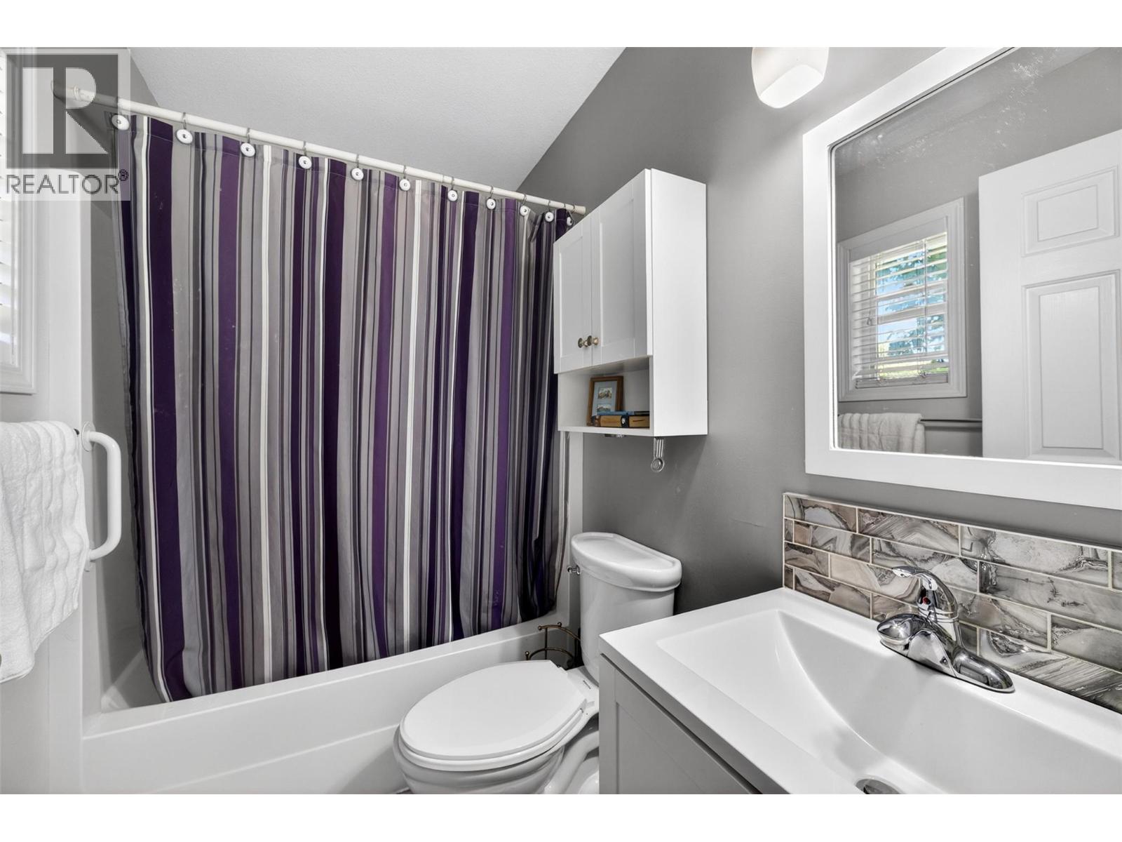 331 17 Street Se, Salmon Arm, British Columbia  V1E 1R7 - Photo 30 - 10390716