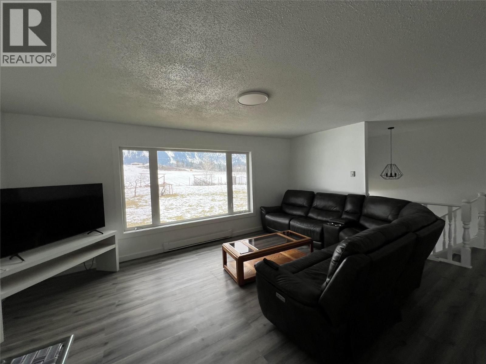 3621 Muzzy Road, Canyon, British Columbia  V0B 1C1 - Photo 11 - 10390483