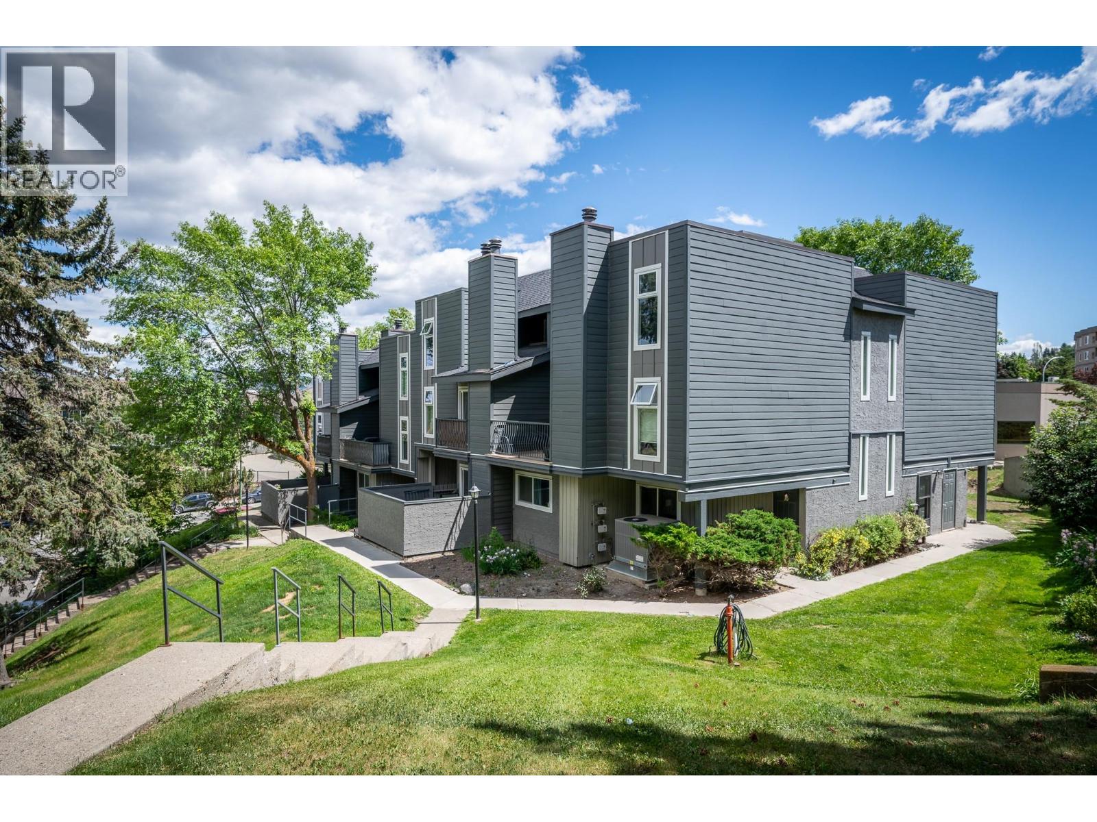 1221 Hugh Allan Drive Drive Unit# 11, kamloops, British Columbia
