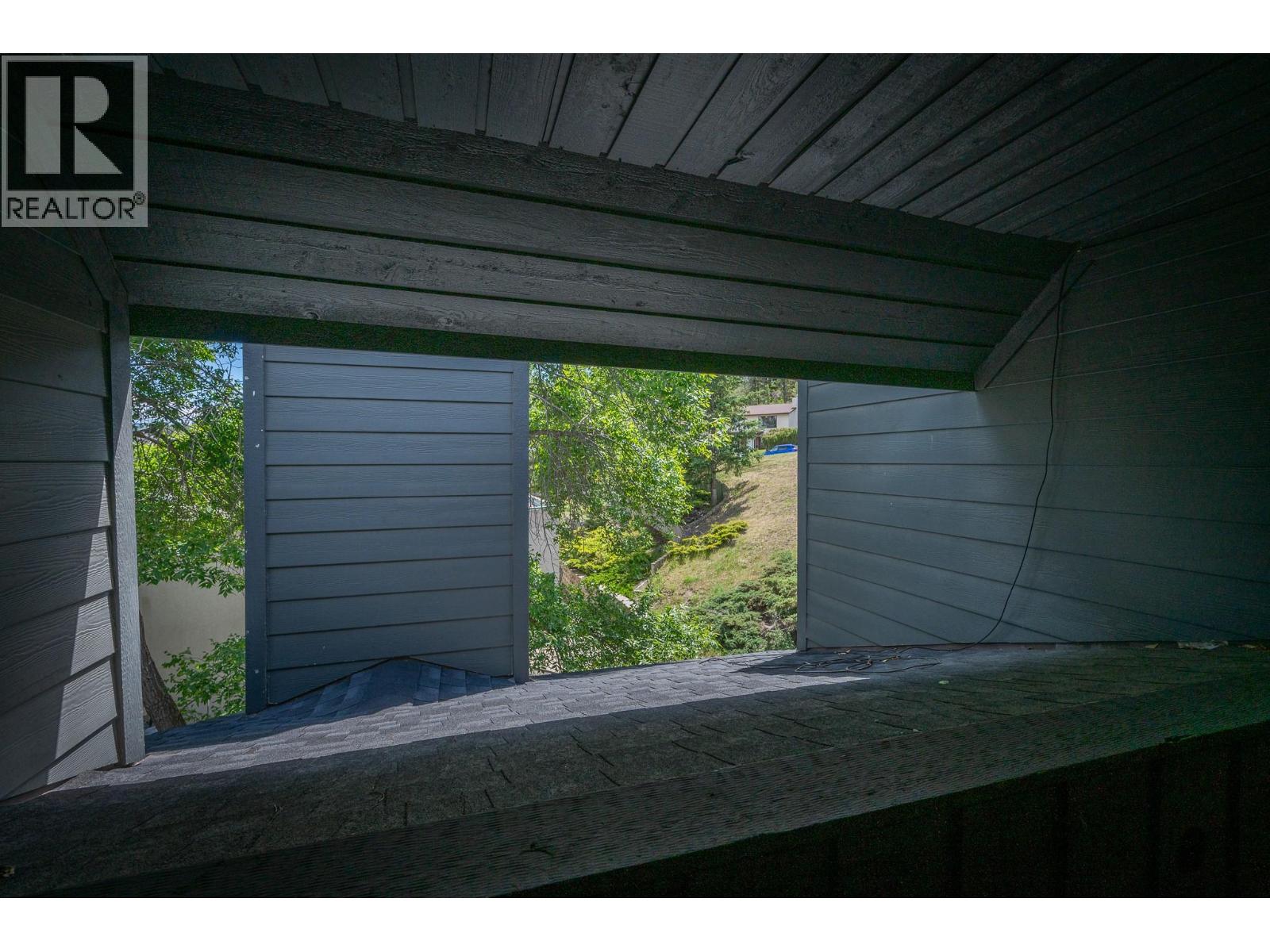 1221 Hugh Allan Drive Drive Unit# 11, Kamloops, British Columbia  V1S 1M7 - Photo 14 - 10390634