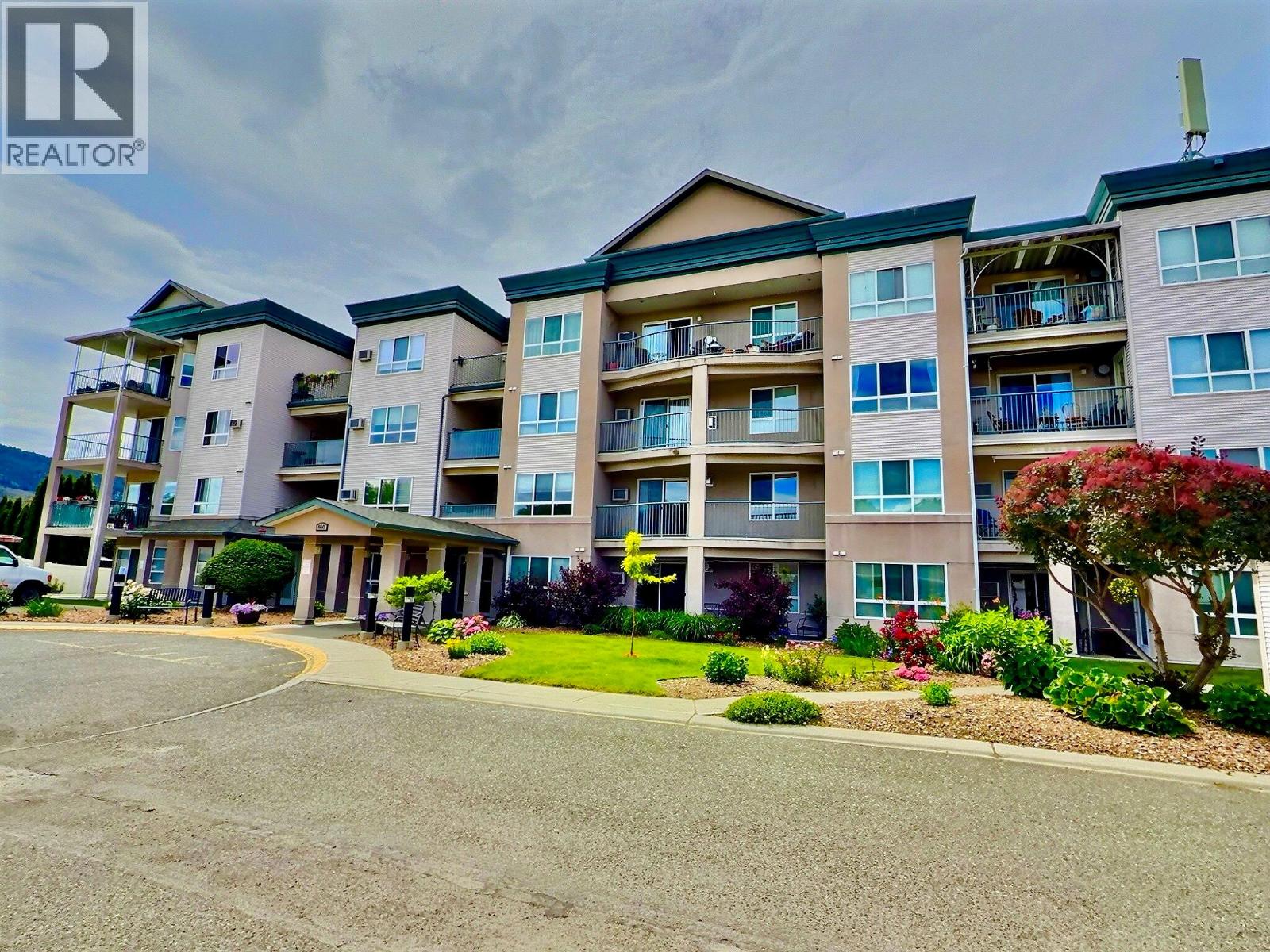 860 NICOLANI Drive Unit# 214, kamloops, British Columbia