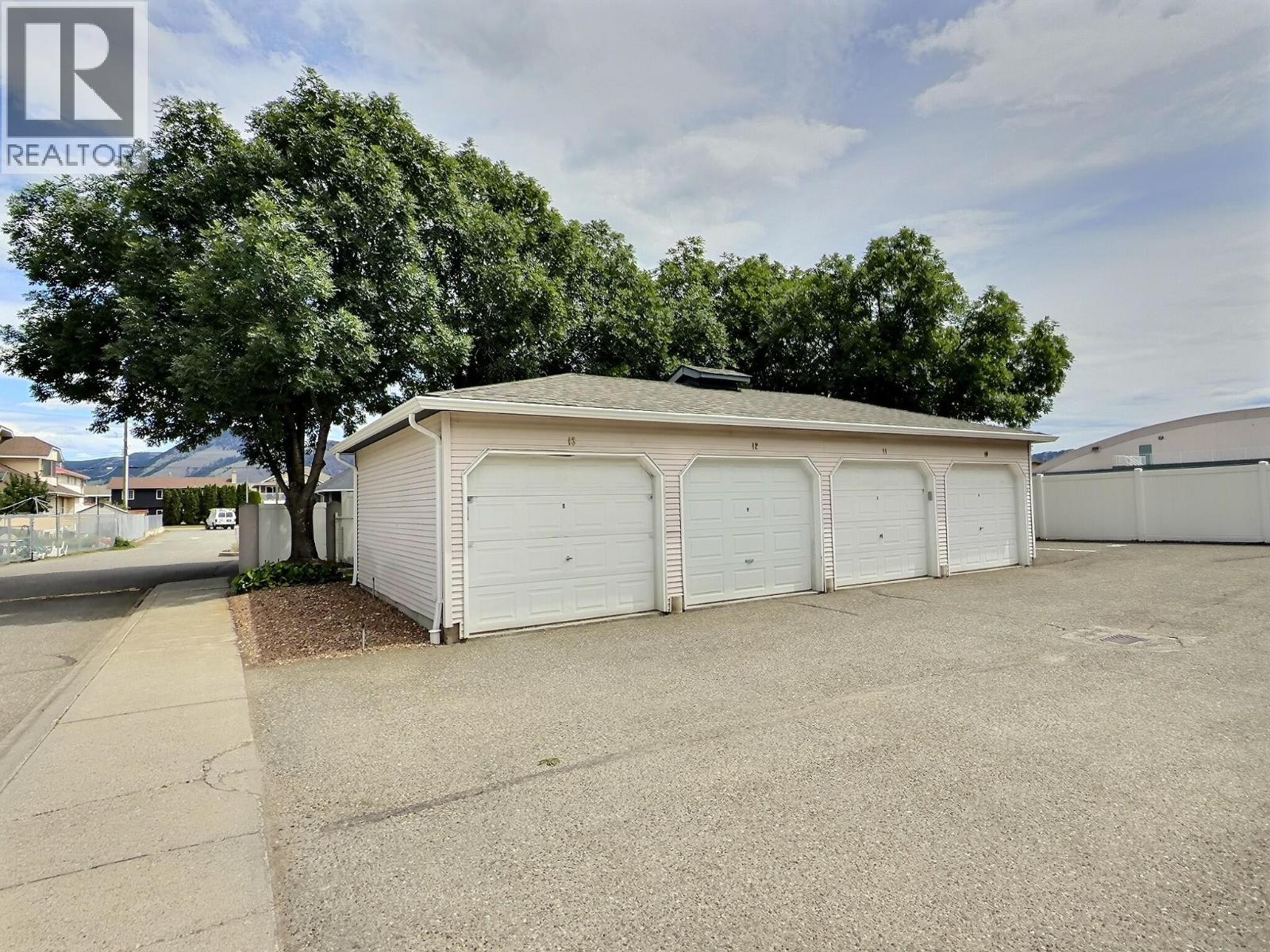 860 Nicolani Drive Unit# 214, Kamloops, British Columbia  V2B 5B3 - Photo 21 - 10390783