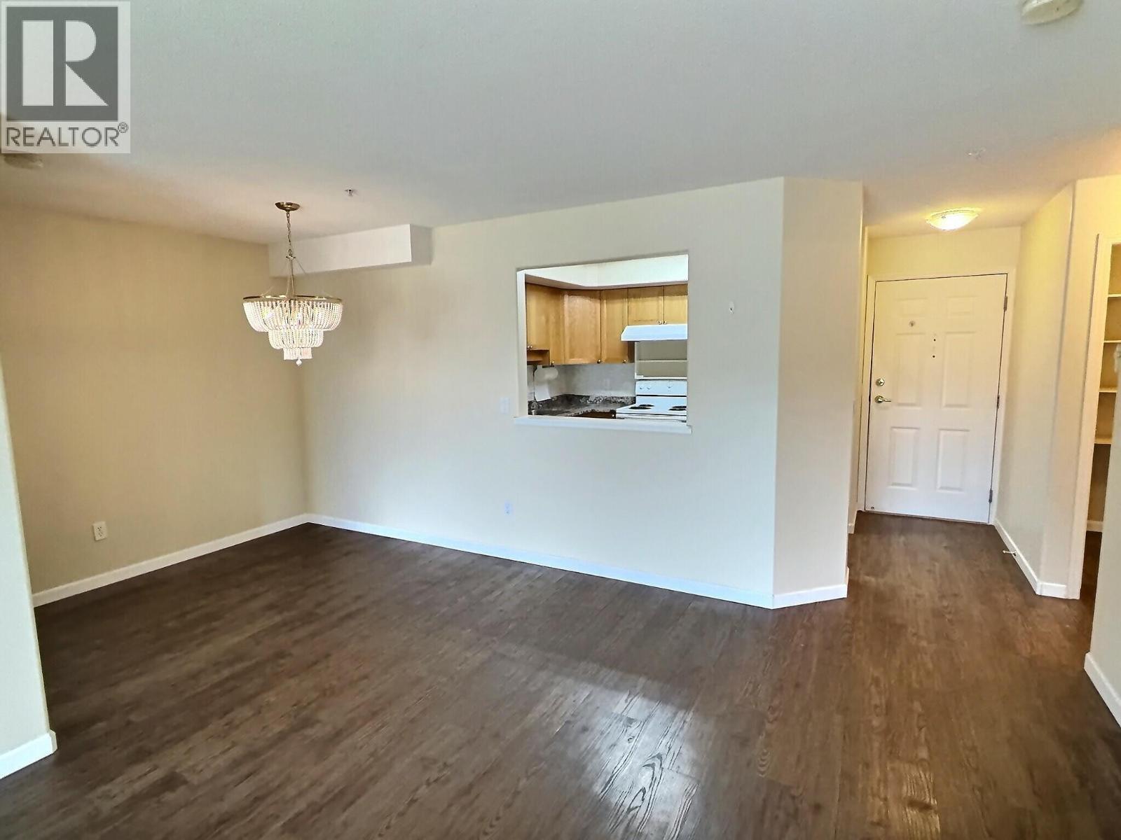 860 Nicolani Drive Unit# 214, Kamloops, British Columbia  V2B 5B3 - Photo 3 - 10390783